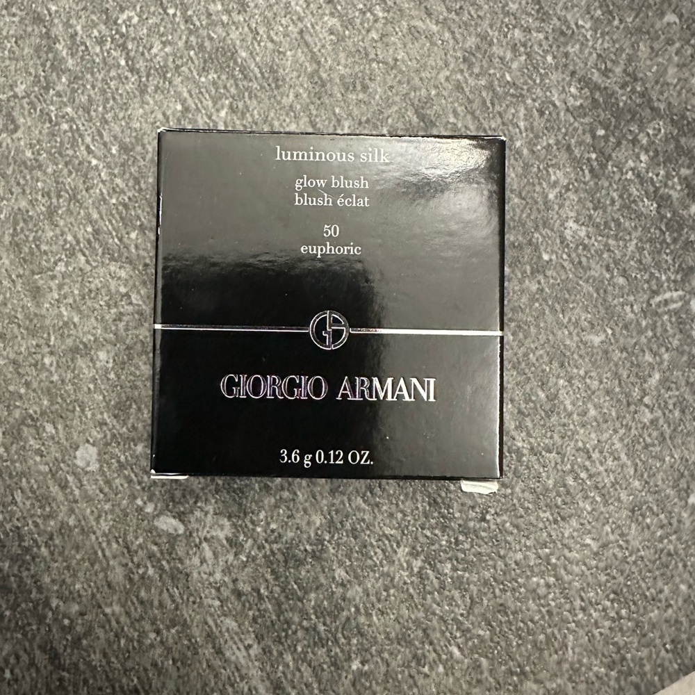 NWT- Giorgio Armani Luminous Silk Glow Blush in Shade 50 Euphoric - Picture 3 of 4